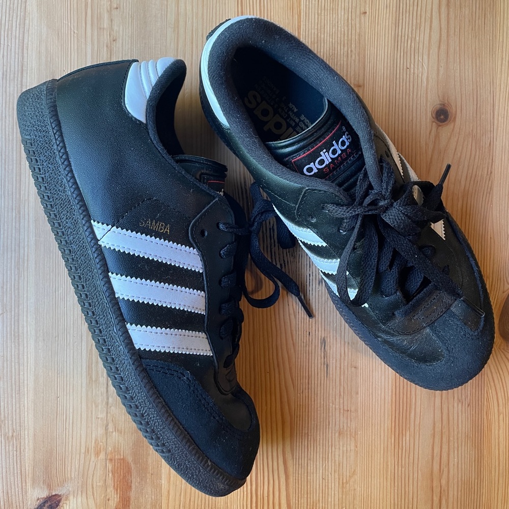 Adidas Samba Sneakers - Men’s 6 / Women’s 7.5 - 8